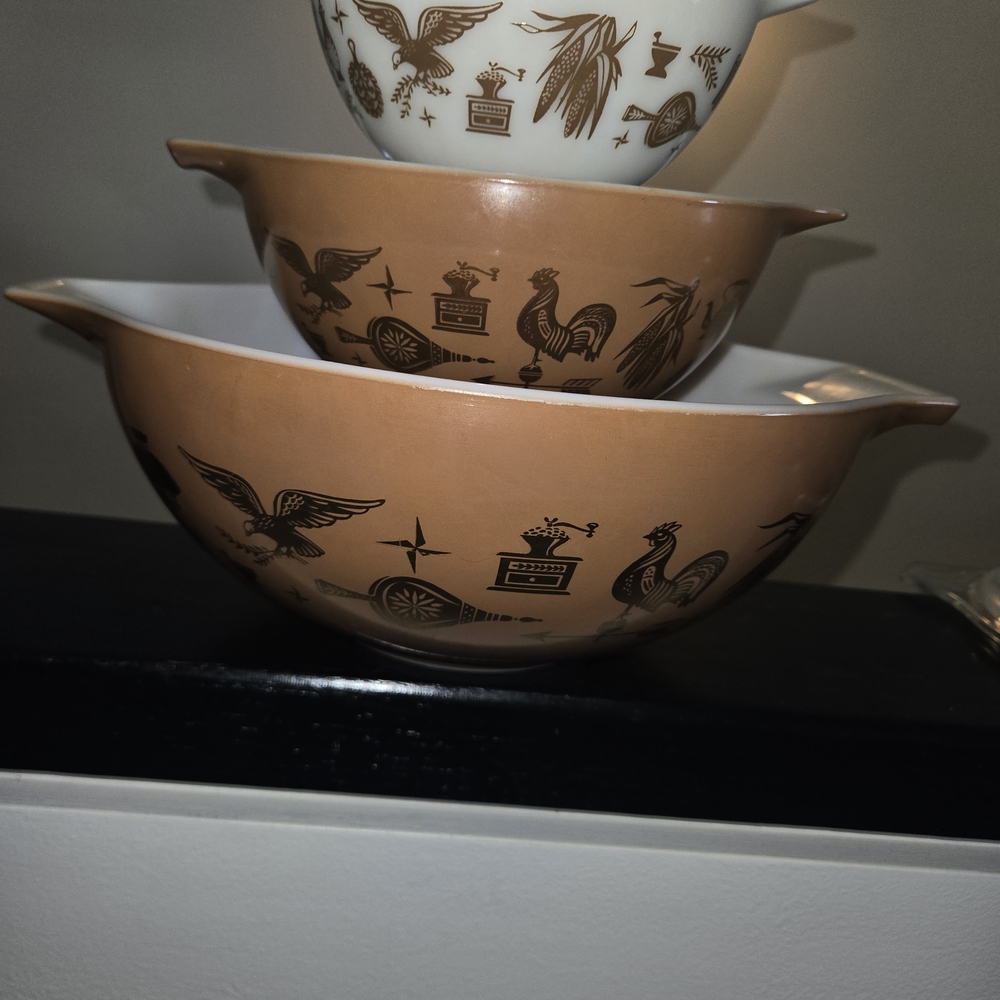 Vintage Brown and White Mixing Bowl Set